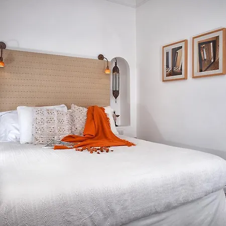 アフィッタカメレ ドルチェ ヴィータ 4*